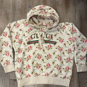 Authentic Gucci Cream Hoodie with Floral Rose Design size small.